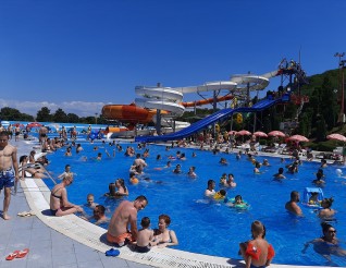 Najbolja zabava u Aqua Parku svakoga dana od 10-18h. Dobrodošli u Jagodinu!!!